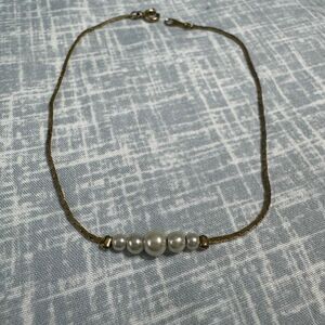 Vintage 80s Gold Tone Chain Faux Pearl Bracelet 9”